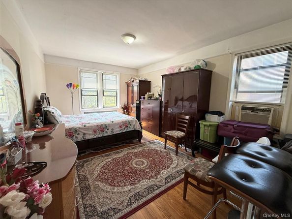 165-20 Highland Avenue 404, Jamaica Hills NY 11432