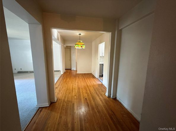 30 Ehrbar ave 311, Fleetwood NY 10552