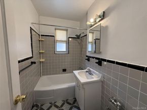 30 Ehrbar ave 311, Fleetwood NY 10552