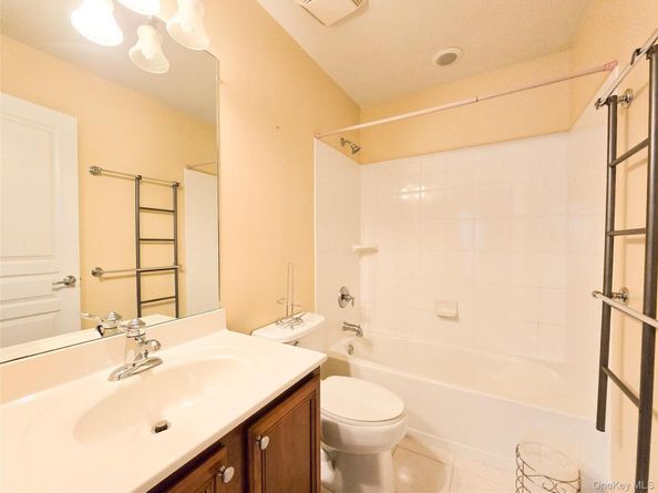 31 Stahlman Lane, Patchogue NY 11772