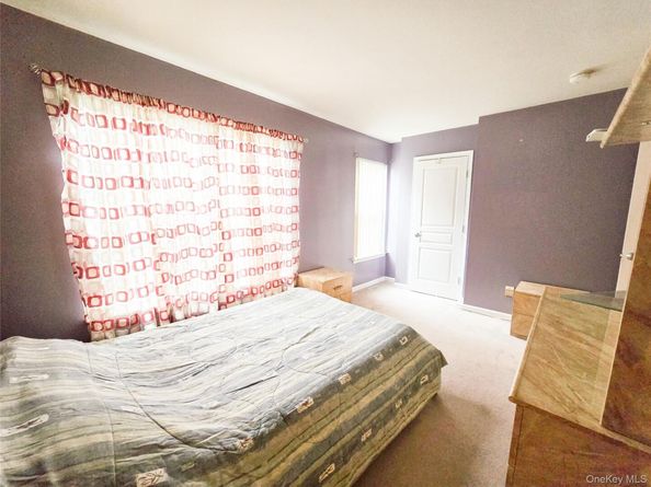 31 Stahlman Lane, Patchogue NY 11772