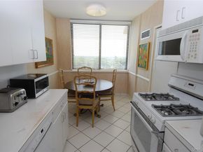 27010 Grand Central Parkway 5V, Floral Park NY 11005