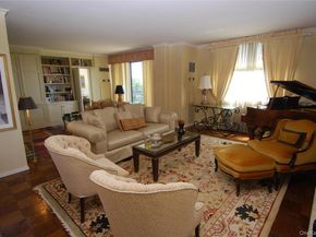 27010 Grand Central Parkway 5V, Floral Park NY 11005
