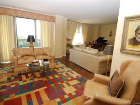 27010 Grand Central Parkway 5V, Floral Park NY 11005