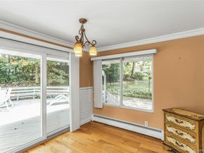 29 Elmwood Court, Plainview NY 11803