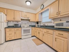 45 Roslyn Road, Roslyn Heights NY 11577