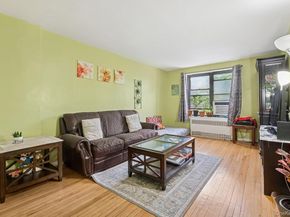 87-30 204 Street A78, Hollis NY 11423