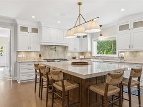 2 Ashley Court, Northport NY 11768