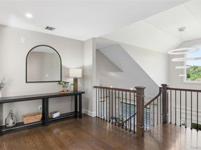 2 Ashley Court, Northport NY 11768