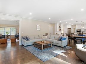 2 Ashley Court, Northport NY 11768