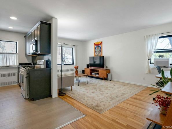 110 Virginia Road C, White Plains NY 10603
