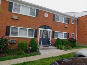 1879 Crompond Road Unit D15, Peekskill NY 10566