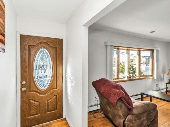 133 Baker Court, Island Park NY 11558