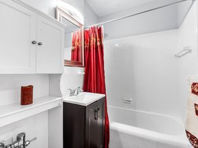 525 W 235th Street 7E, Bronx NY 10463