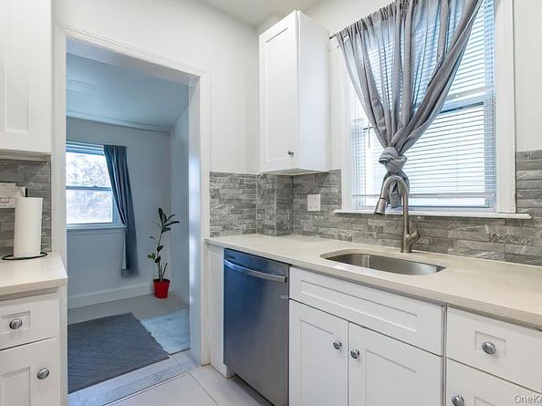 555 S 5th Avenue, Mount Vernon NY 10550