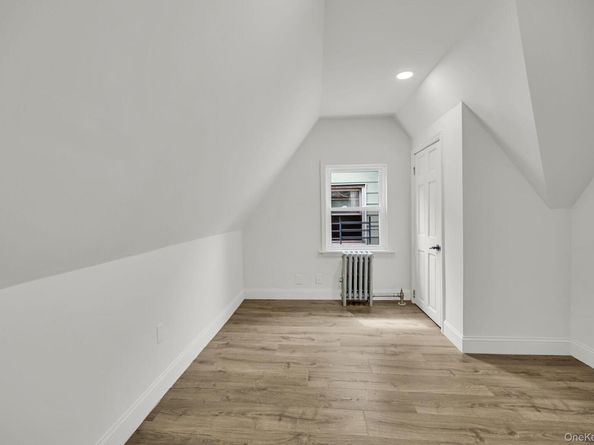 555 S 5th Avenue, Mount Vernon NY 10550