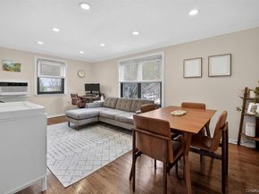 13 W Mill Drive 4A, Great Neck NY 11021