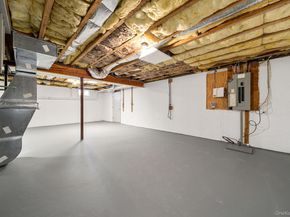 17 Nadworny Lane, Stony Brook NY 11790