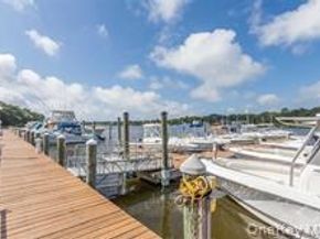 290 W Midland Pond Court 290, Moriches NY 11955