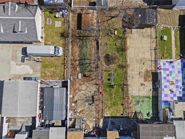 63 Norwood Avenue, Brooklyn NY 11208