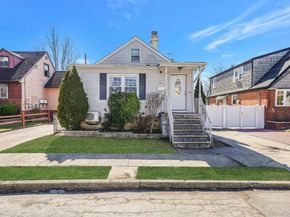 32 Cumberland Place, Valley Stream NY 11580