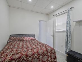 32 Cumberland Place, Valley Stream NY 11580