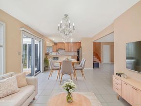 18 Wendorf Court, North Babylon NY 11703