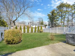 18 Wendorf Court, North Babylon NY 11703