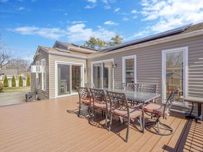 18 Wendorf Court, North Babylon NY 11703