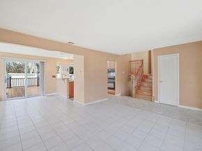 18 Wendorf Court, North Babylon NY 11703