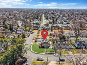 18 Wendorf Court, North Babylon NY 11703