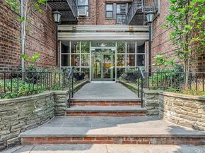 54 East 8th Street 3L, New York (Manhattan) NY 10003