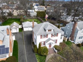 18 Phipps Avenue, East Rockaway NY 11518