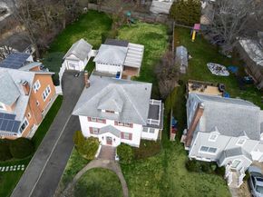 18 Phipps Avenue, East Rockaway NY 11518