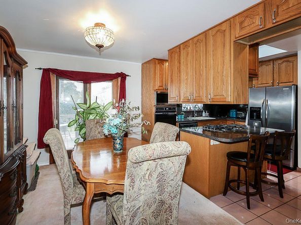 64 Conlon Road, Roosevelt NY 11575