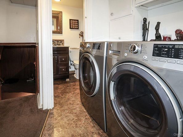 64 Conlon Road, Roosevelt NY 11575