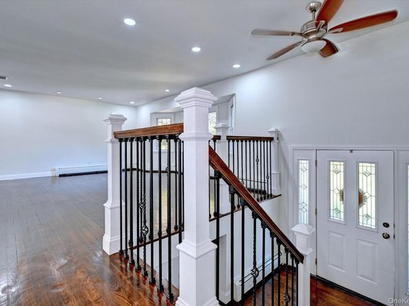 8 Prairie Road, Huntington Station NY 11746