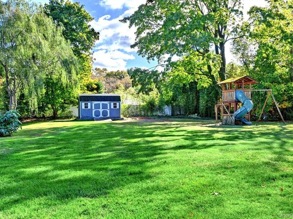 8 Prairie Road, Huntington Station NY 11746