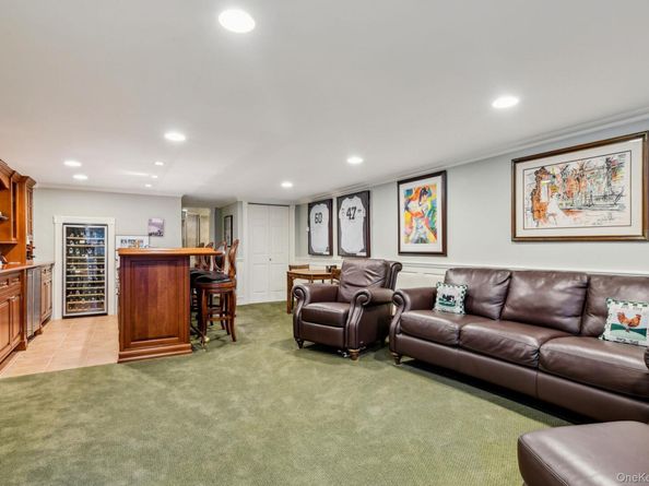 7 Short Path, Nissequogue NY 11780