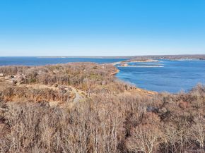 7 Short Path, Nissequogue NY 11780