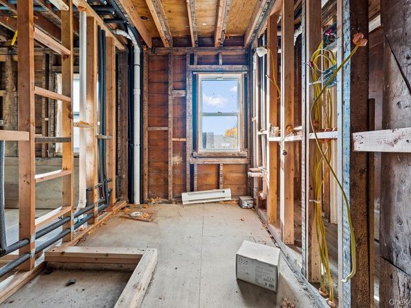 162 Old Mamaroneck Road, White Plains NY 10605