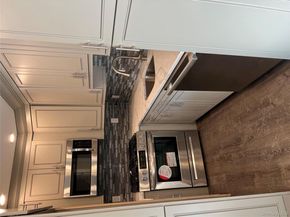 53 Pointe Circle S 53, Coram NY 11727