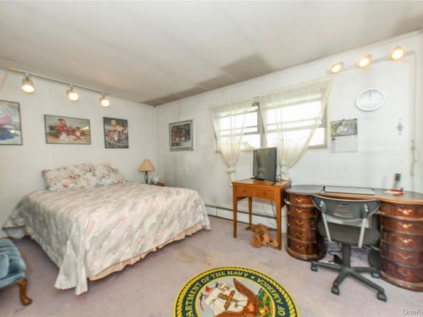 6 Clarke Street, Brentwood NY 11717