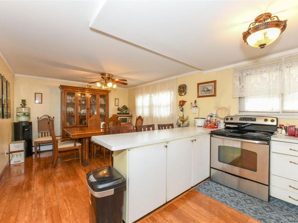 6 Clarke Street, Brentwood NY 11717