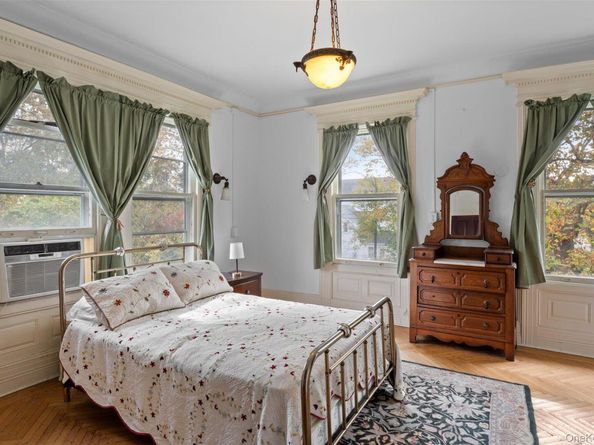 121 S Jamesport Avenue, South Jamesport NY 11970