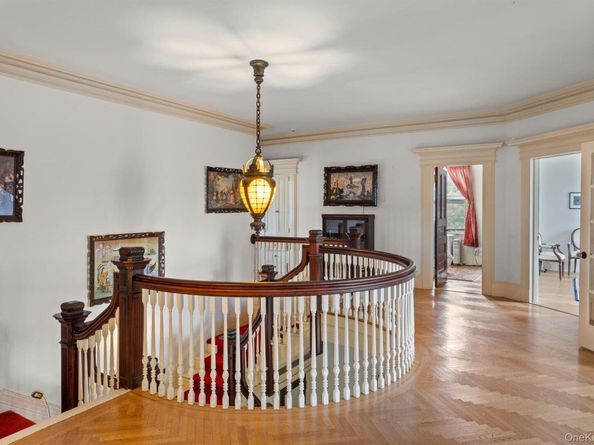 121 S Jamesport Avenue, South Jamesport NY 11970