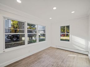 25 Oxford Drive, Freeport NY 11520