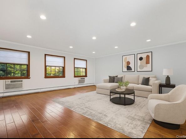 14-14 Bonnie, Bayside NY 11360