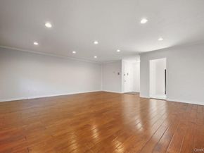 14-14 Bonnie, Bayside NY 11360