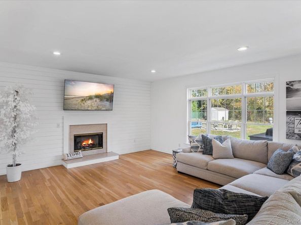 39 E Culver Lane, East Moriches NY 11940